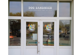 Dog Sandwich - Place de Lille